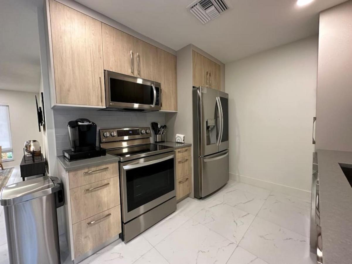 Villa The Sun House - 3 Bed, 2 Bath, Private Pool, Fire Pit, Huge Backyard Fort Lauderdale Exterior foto