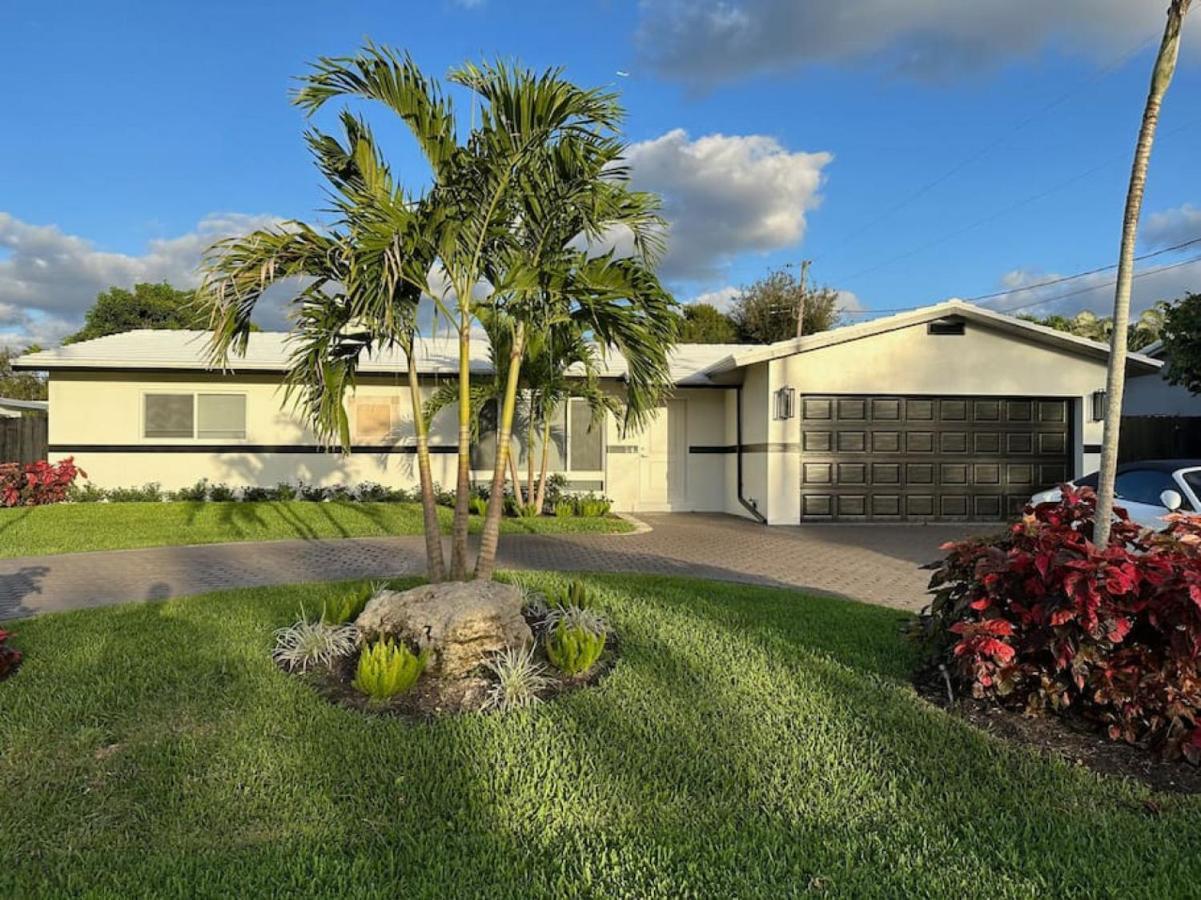 Villa The Sun House - 3 Bed, 2 Bath, Private Pool, Fire Pit, Huge Backyard Fort Lauderdale Exterior foto