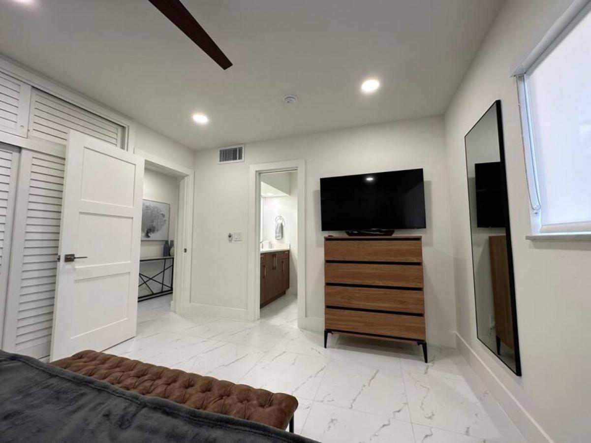 Villa The Sun House - 3 Bed, 2 Bath, Private Pool, Fire Pit, Huge Backyard Fort Lauderdale Exterior foto